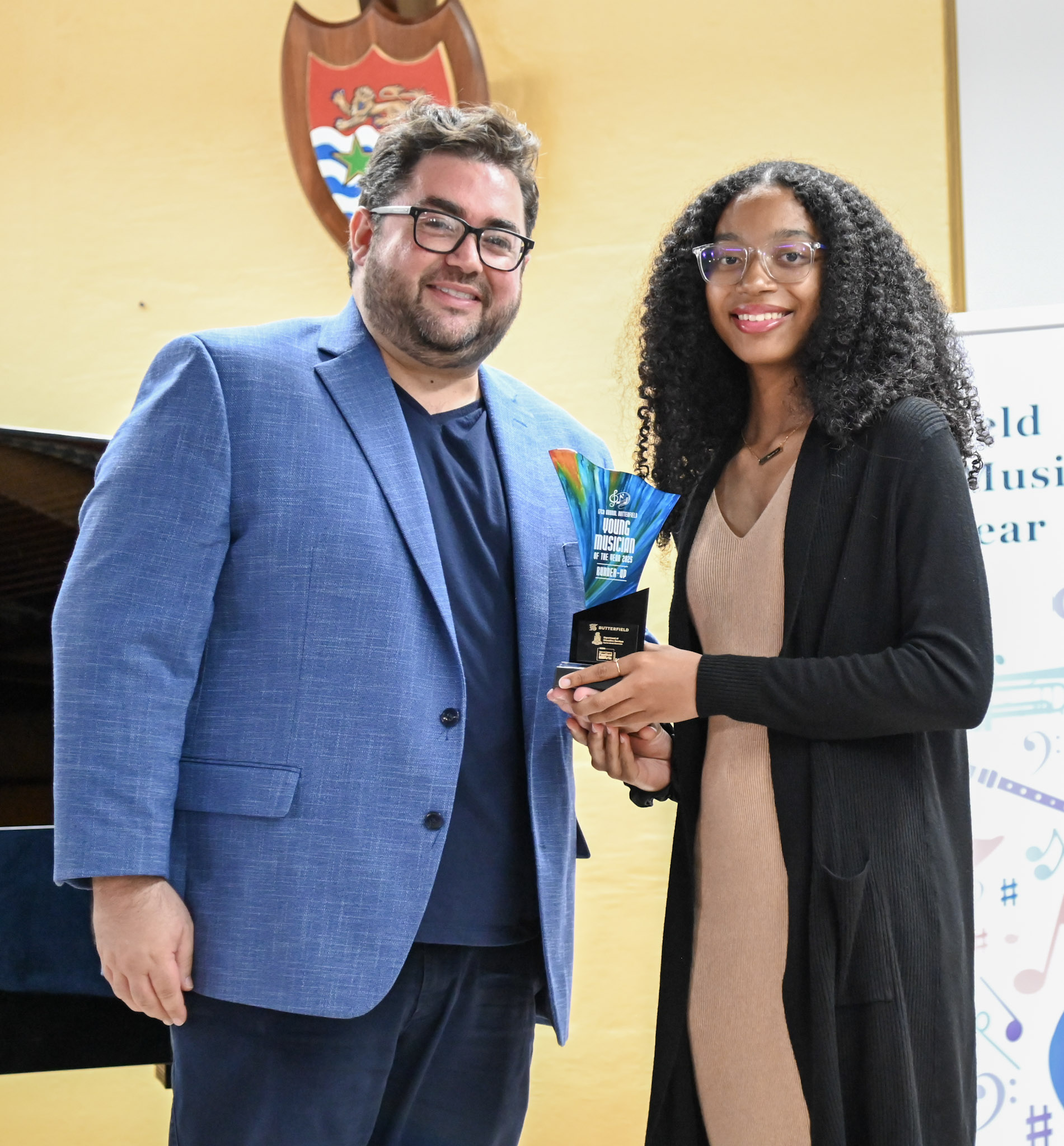 2025 Young Musician of the year runner-up Lorena Peterson receives her prize